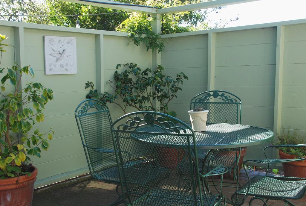 Carmel Garden Inn Habitación foto